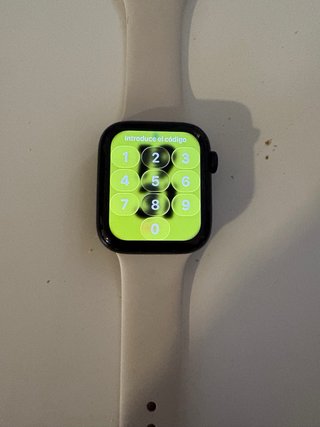 iPhone 16 Apple