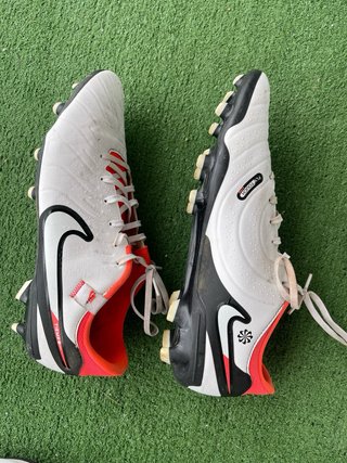 Botas Nike Tiempo Legend 10 Academy (Talla 45)