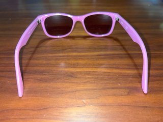 Gafas de sol Ray-Ban moradas para niña