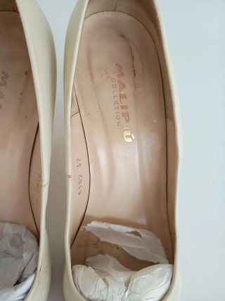Zapatos tacón Malipió beige y negro talla 38