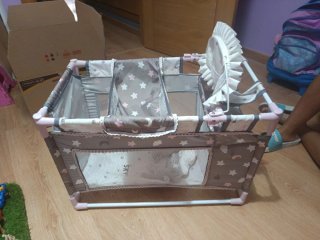 Cuna de juguete para bebé