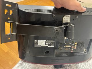 Televisor LG Negro/Rojo