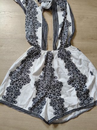 Mono corto estampado halter