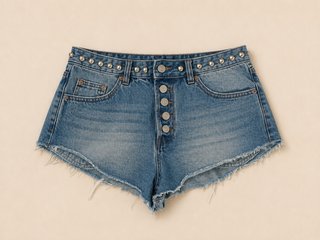 Shorts vaqueros Pull&Bear tachuelas Talla XS
