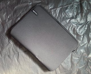 HP Chromebook Blanco + Funda Amazon Basics
