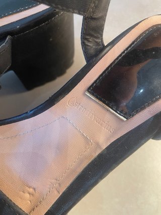 Sandalias de tacón negras para mujer