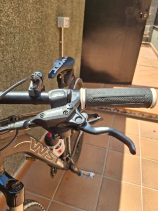 Bicicleta WST Poison 5930 - Como nueva