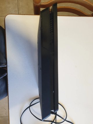 PS4 Slim 1TB Negra + 4 Juegos FIFA
