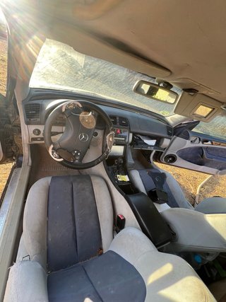 Mercedes-Benz  CLK 2001
