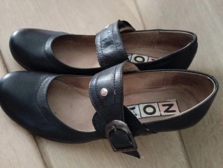 Zapatos elegantes Nous con tacón de piel negros