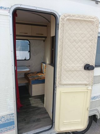 Caravana Adria 390 DS 1998