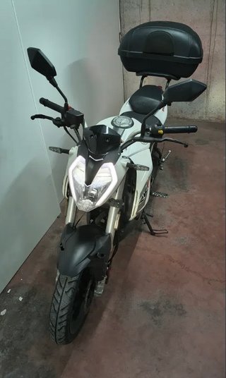 MOTO KEEWAY RKF 125. Año 2019. 13 CV. 6 marchas.