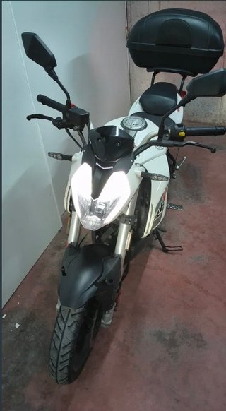 MOTO KEEWAY RKF 125. Año 2019. 13 CV. 6 marchas.