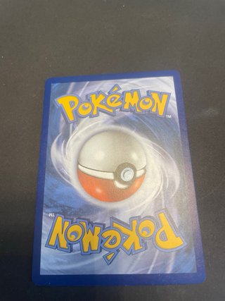 Carta Pokémon Rocket's Zapdos 15/132