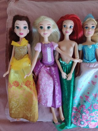 7 Muñecas Disney princesas barbie