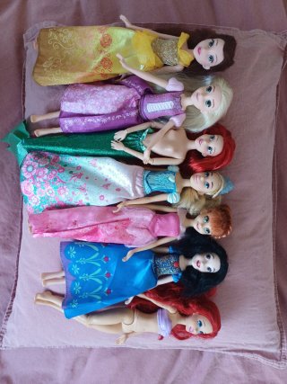 7 Muñecas Disney princesas barbie