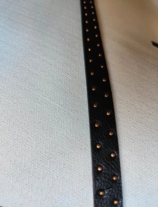 Cinto Sfera Tachas Dorado y Negro