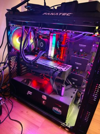 Memoria Ram DDR4 Corsair Vengeance  RGb (16x4) 64m