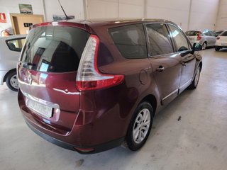 Renault Grand Scenic 2012