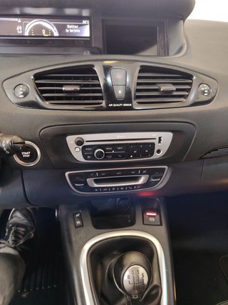 Renault Grand Scenic 2012