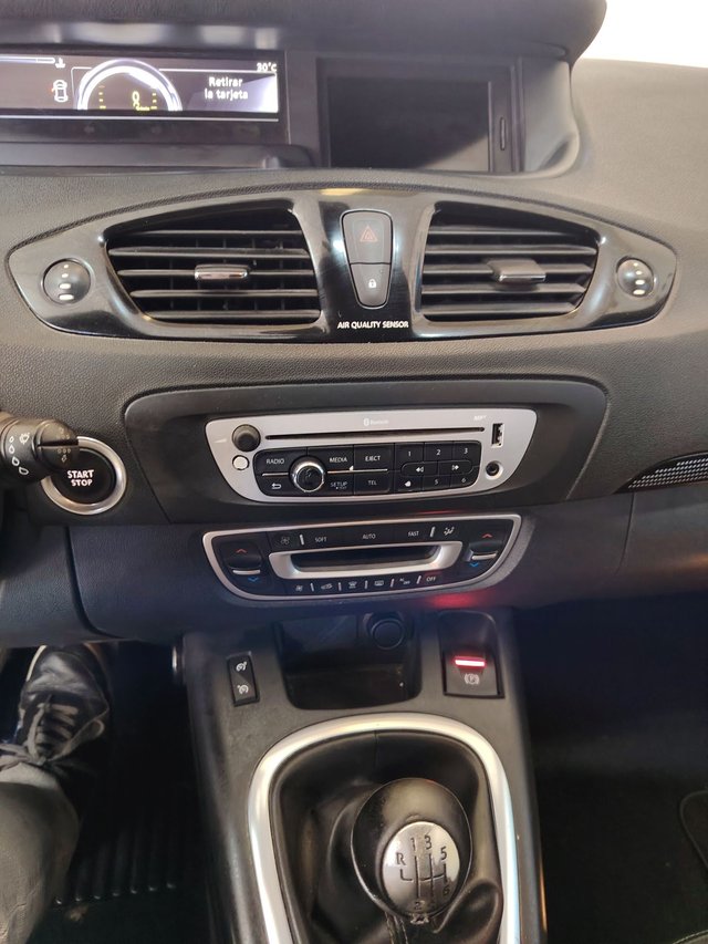 Renault Grand Scenic 2012