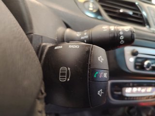 Renault Grand Scenic 2012