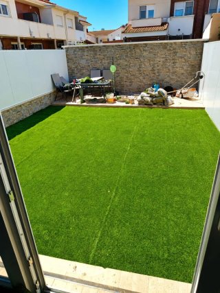 Se ofrece jardinero profesional.para todo tipo tra