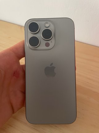 iPhone 15 Pro 128GB Plata. Bateria al 88%