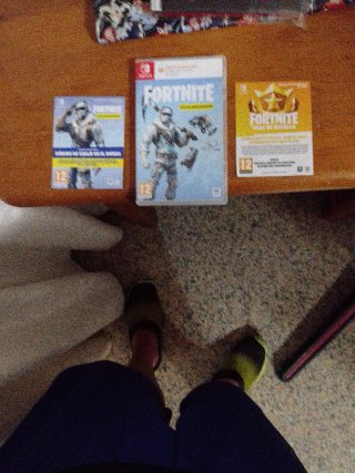 Fortnite Nintendo Switch Juego + Lote