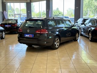 Volkswagen Passat 2011