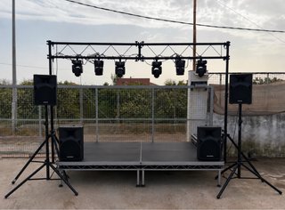 Equipo Sonido y Luces Discomóvil DJ
