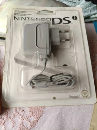 Cargador Nintendo DSi