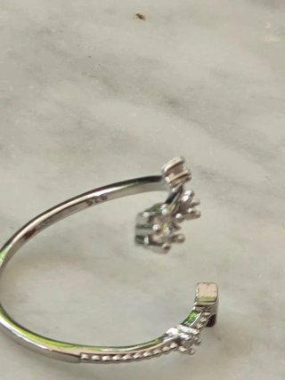Anello in Argento Regolabile con Stelle