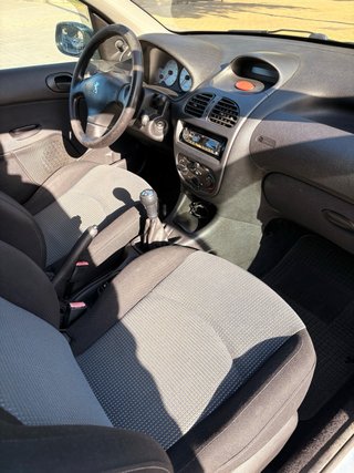 Peugeot 206 1.4 75cv 2003