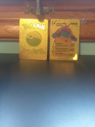Carta Pokémon Drednaw VMAX Dorada