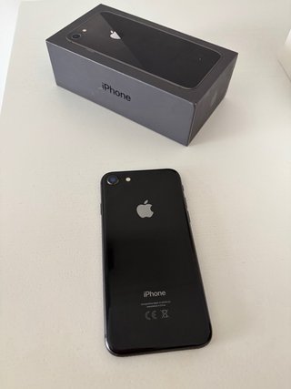 iPhone 8 nero da 64 GB
