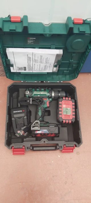 Atornillador Parkside 20V Set Completo