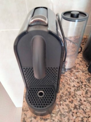 Cafetera Nespresso U Negra