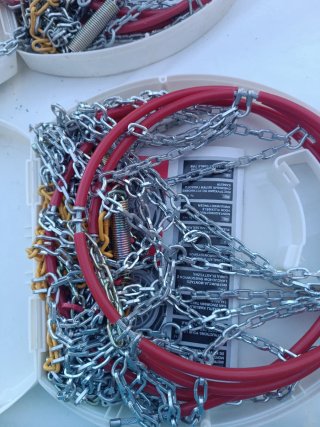 Vendo juego de cadenas de nieve metálicas