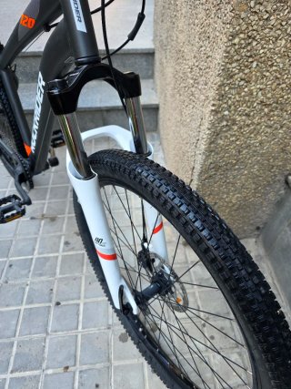 MTB Rockrider 26 ST 120 con cubiertas recien puest