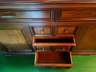 Mueble Aparador madera maciza