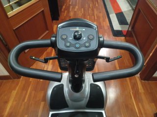 Scooter Invacare gris