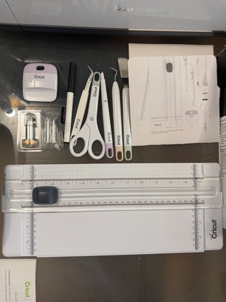 Cricut Maker + EasyPress 2 + Accesorios