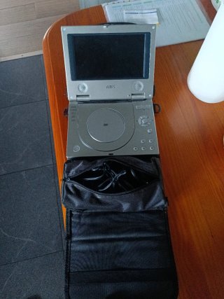 Reproductor DVD Portátil Airis