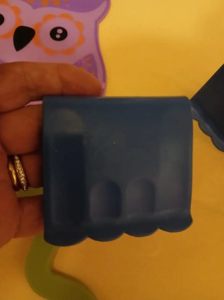 Sottopentola silicone gufo viola + 2 tappi blu