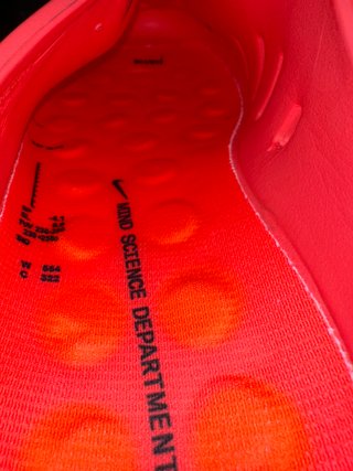 Nike Mind 001