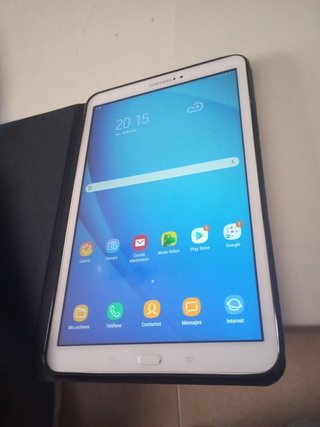 Tablet Samsung T-585 Blanca