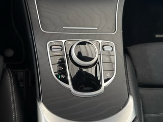 Mercedes-Benz Clase C 200 con techo