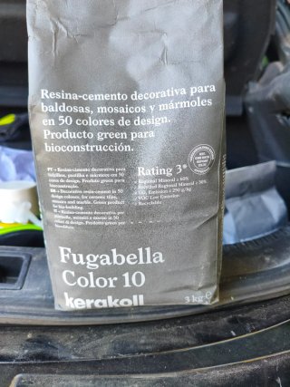 Fugabella Color 10 Kerakoll 3kg 8 paquetes