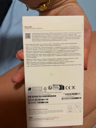 iPhone Apple Nero 16e